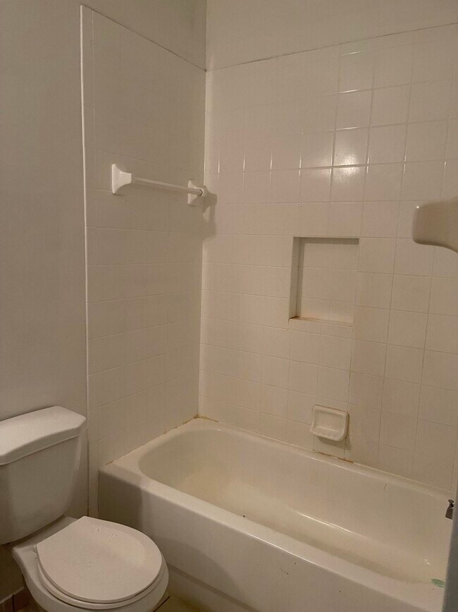 Building Photo - 4282 Berkshire Wharf Dr