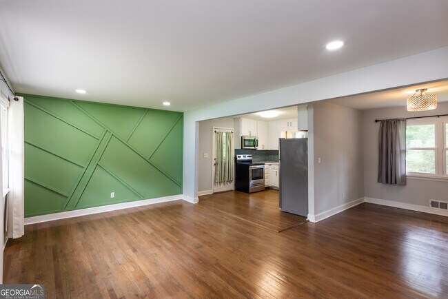 Building Photo - 2752 Arrowood Dr