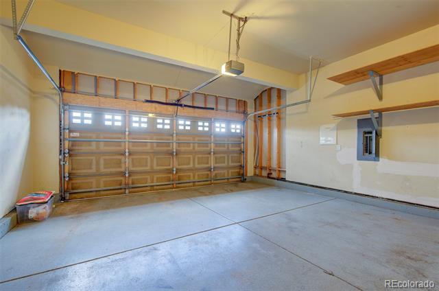 Building Photo - 9141 Sunningdale Rd