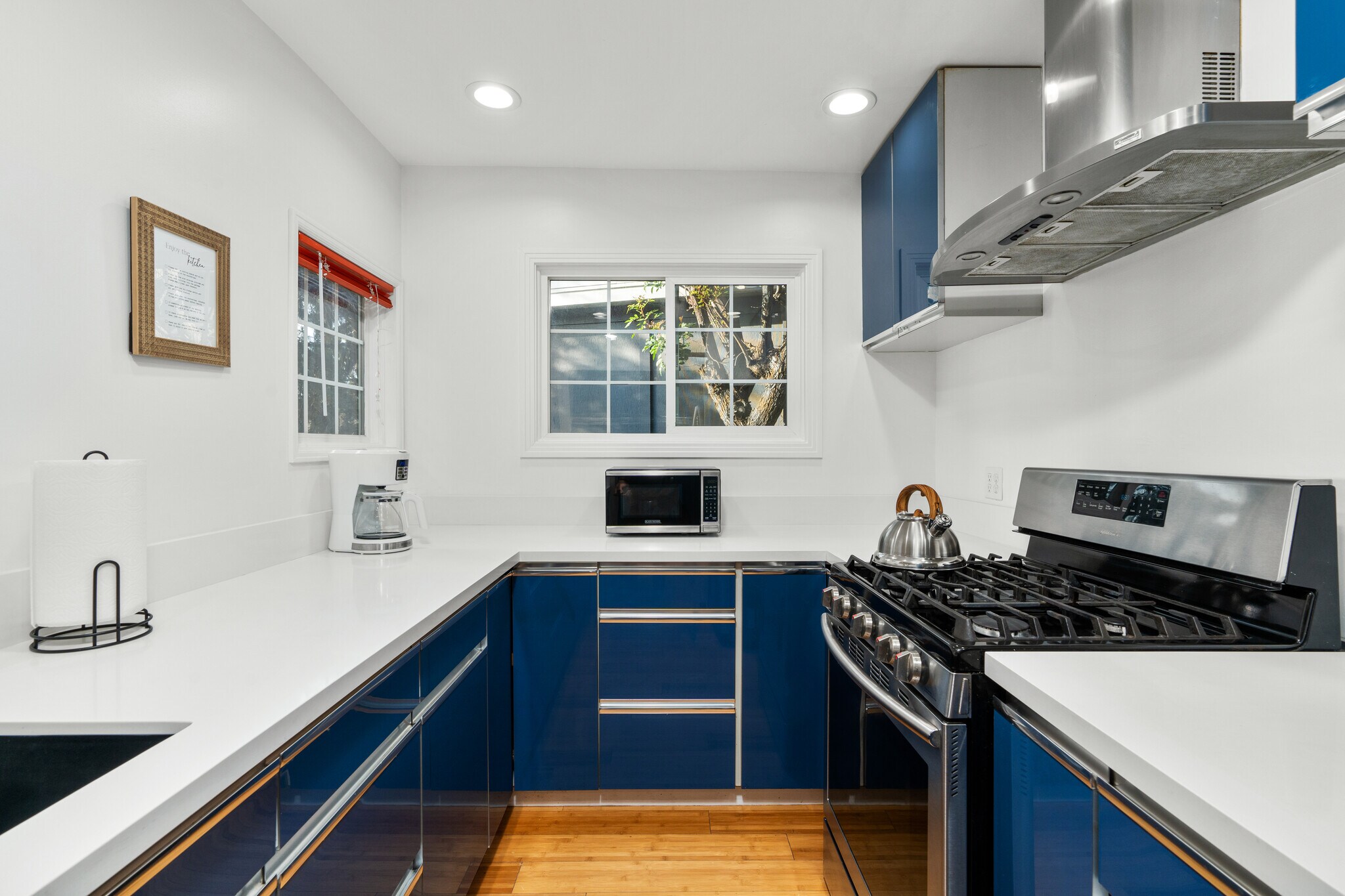 Building Photo - 3743 Latrobe St