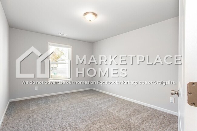 Building Photo - 268 W L Miller Dr