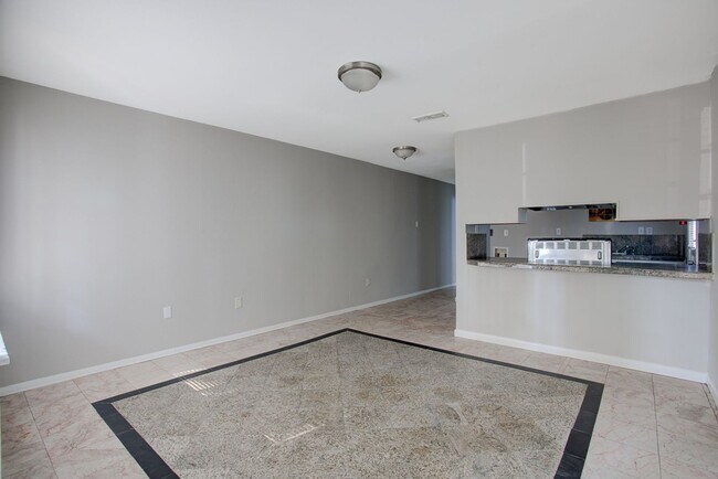 Building Photo - 1053 Treadwell St