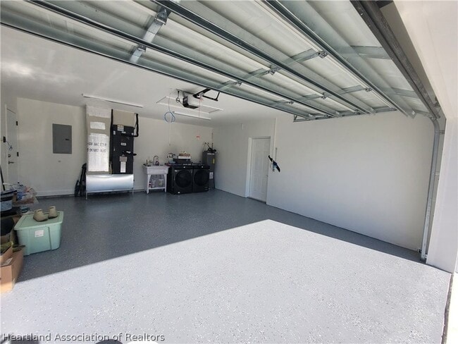 Building Photo - 3063 Morning Glory Dr