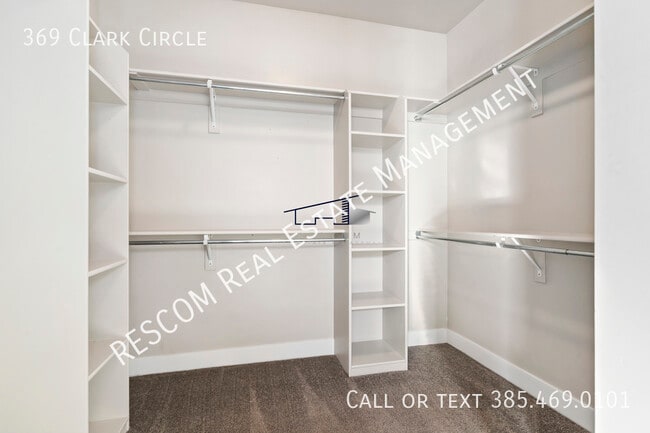 Building Photo - 369 Clark Cir