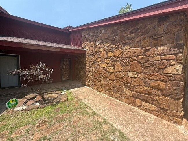 Building Photo - 7407 Kings Manor Ct