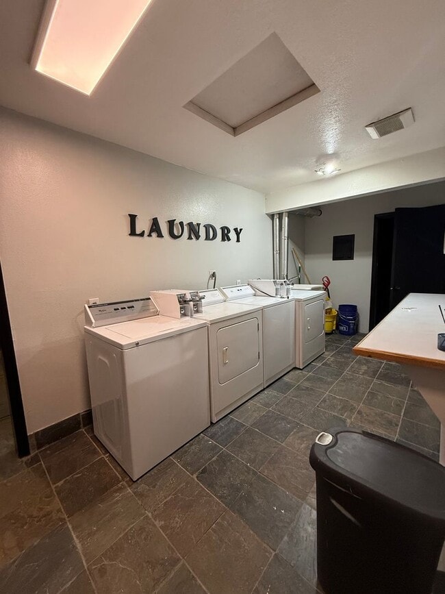 Building Photo - 2803 Wilson St