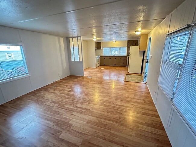 Building Photo - Mebane