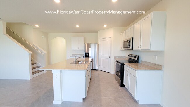 Building Photo - 5680 Woodland Sage Dr