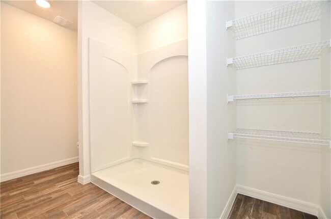 Building Photo - 1426 SW Merchant Ln