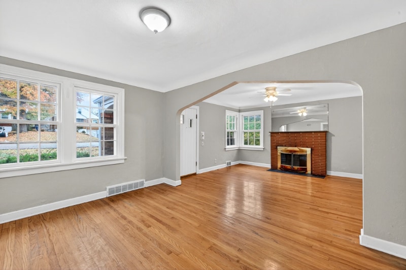 Building Photo - 3653 Eminence Blvd