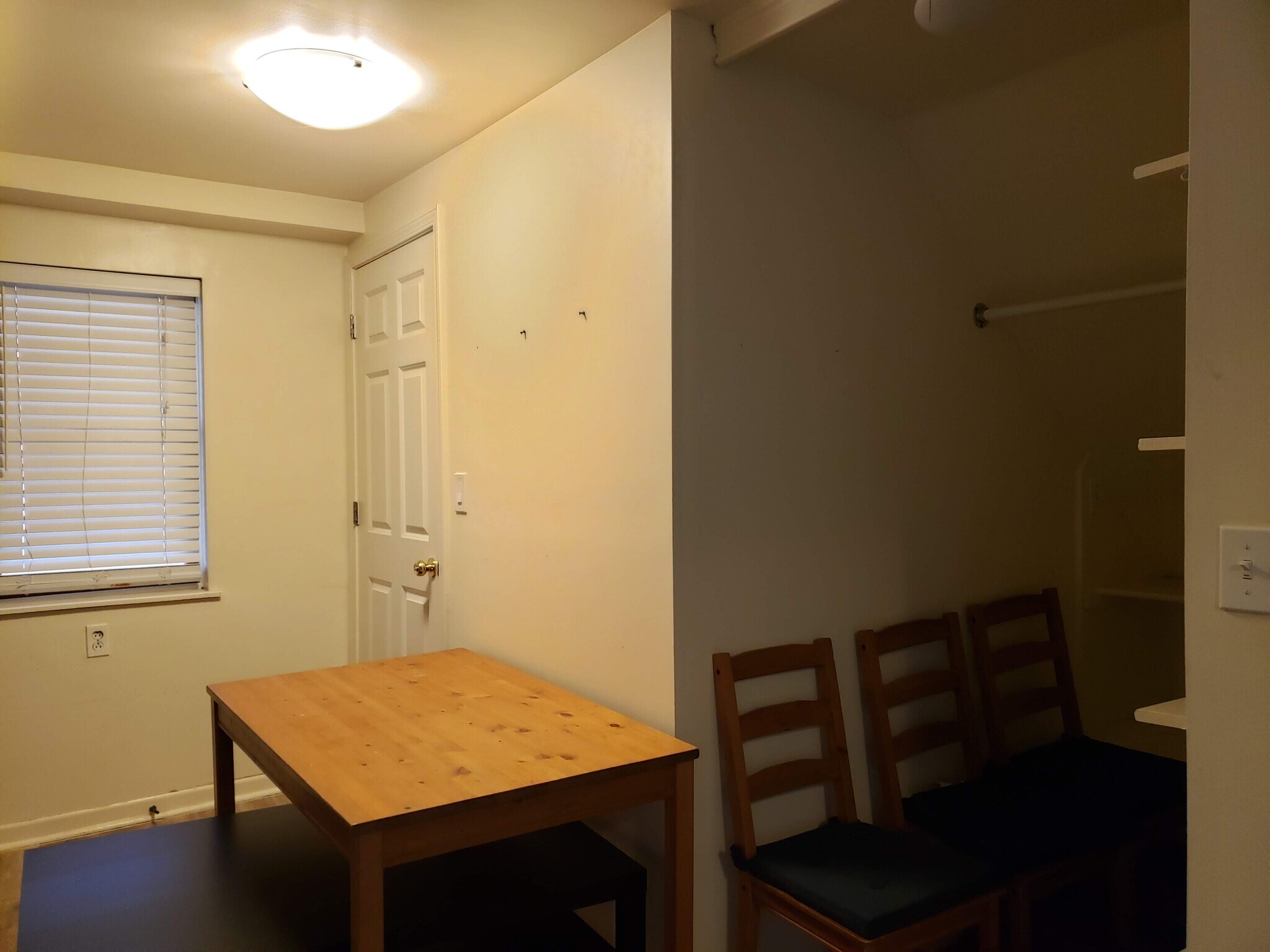 Building Photo - 1748 W Newport Ave