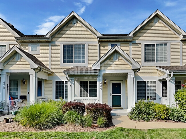 Building Photo - 680 Lincoln Station Dr