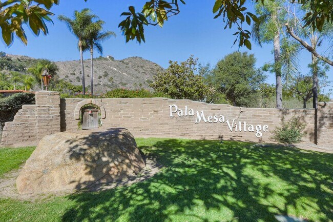 Building Photo - 2Bed/2Bath in Pala Mesa Village~ Cyprus Island