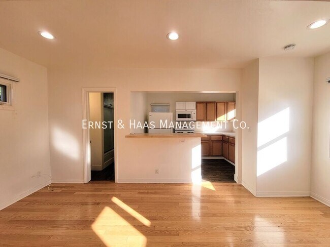 Building Photo - 3735 Cerritos Ave