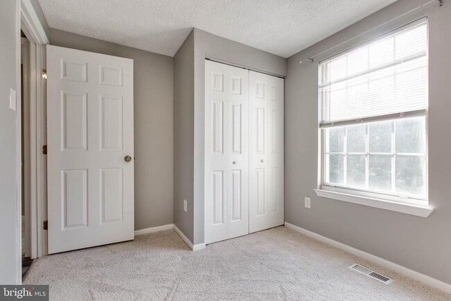 Building Photo - 682 Willowby Run