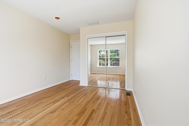 Building Photo - 69 Daniele Dr