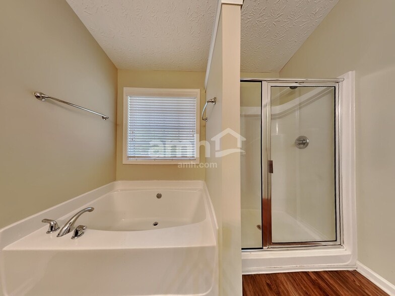 Building Photo - 2166 Blueberry Ln
