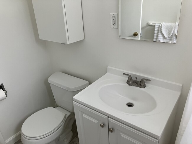 Bathroom - 11634 Gorham Ave