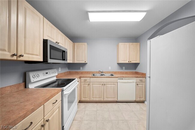 Building Photo - 4838 29th St SW