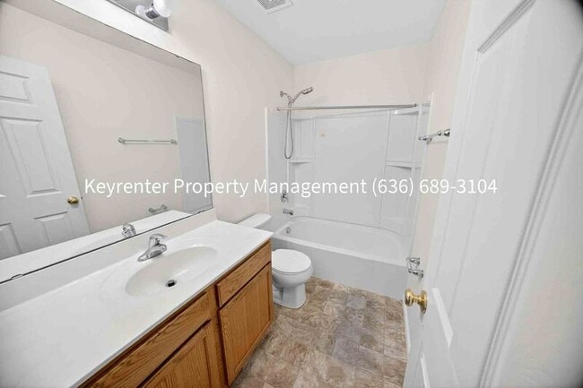 Building Photo - 229 Charlestowne Place Dr