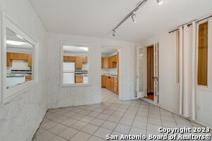 Building Photo - 248 E Summit Ave