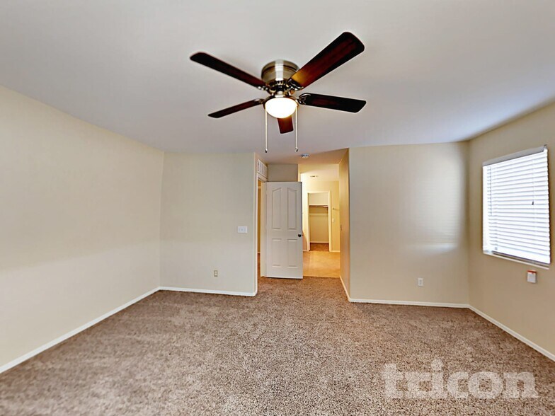 Building Photo - 45015 Bahia Dr