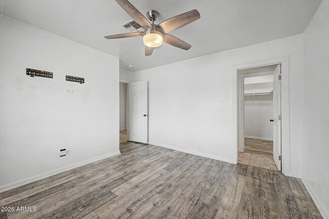 Building Photo - 1711 W Montecito Ave
