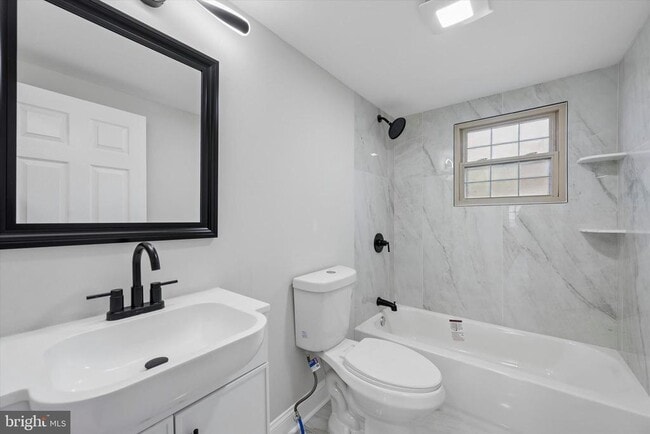 Building Photo - 635 Stanton Christiana Rd