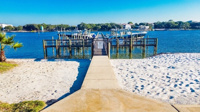 Building Photo - 340 Bluefish Dr