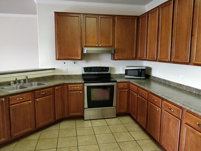 Building Photo - 9000 Ipswich Bay Dr