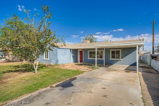 Primary Photo - 571 Blackmore Dr