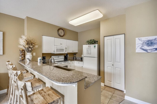 Building Photo - 104 Gulfside Ct