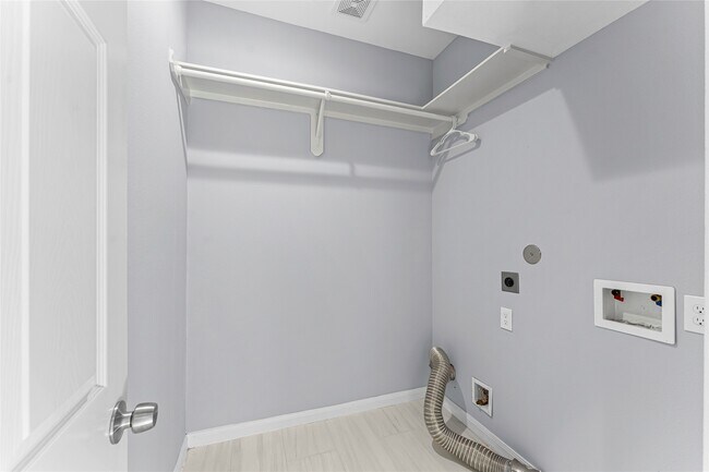 Building Photo - 8211 James Franklin St