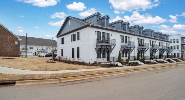 Building Photo - Located in Town Madison-Luxury Living