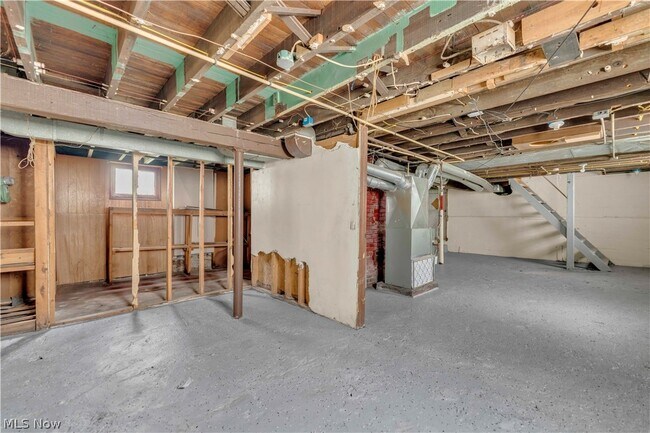 Building Photo - 3617 E 57th St