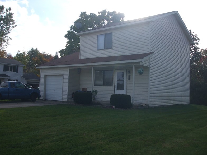 4359 W. Water Court - 4345 W Water St