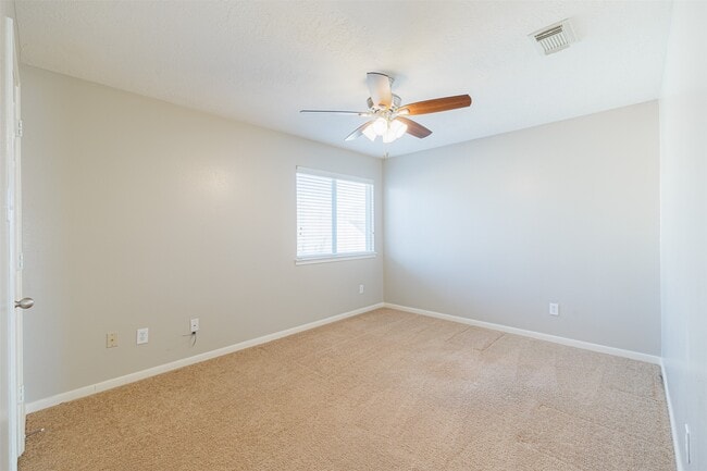 Building Photo - 8322 Encinitas Cove Dr