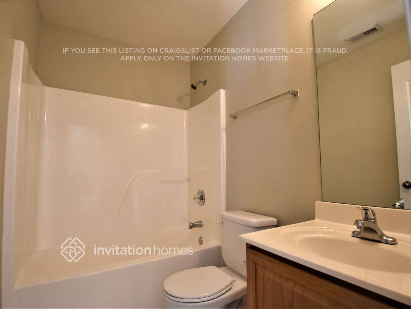 Building Photo - 6415 White Walnut Way