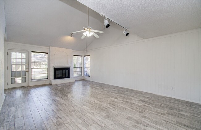 Building Photo - 5311 Sweetwind Ln