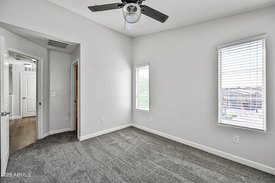 Building Photo - 240 W Juniper Ave