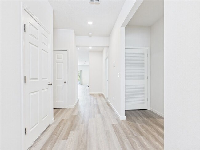 Building Photo - 8920 Orchid Reserve Cir