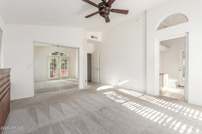 Building Photo - 1629 S Ash Dr