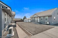 Building Photo - 506 2nd Ave