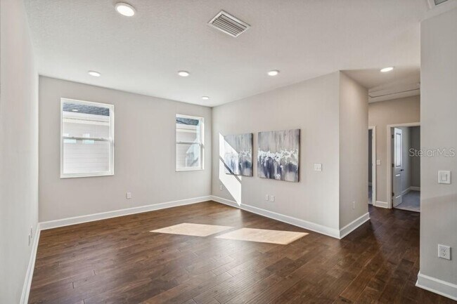 Building Photo - 17329 Beachgrass Aly