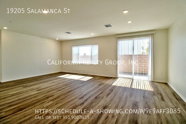 Building Photo - 19205 Salamanca St
