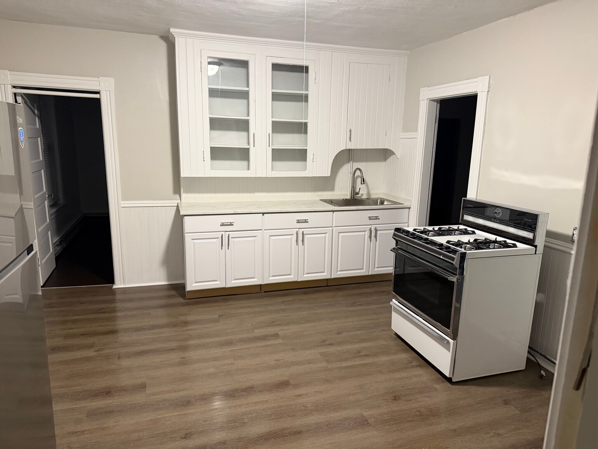 Building Photo - 26 Wallace St