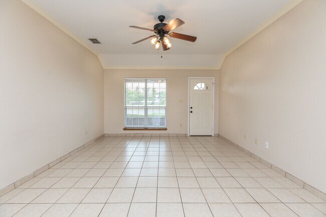 Building Photo - 12444/12446 CR 499