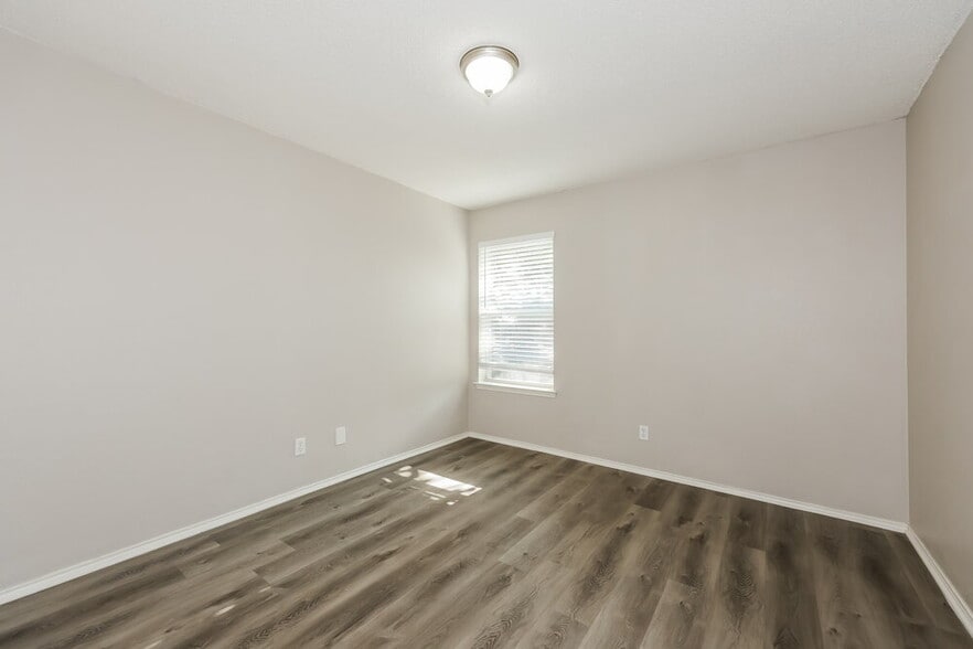 Building Photo - 8551 Stetson Dr
