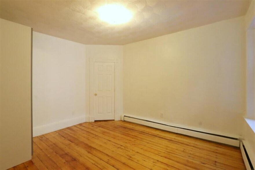 Building Photo - 117 Harvard St