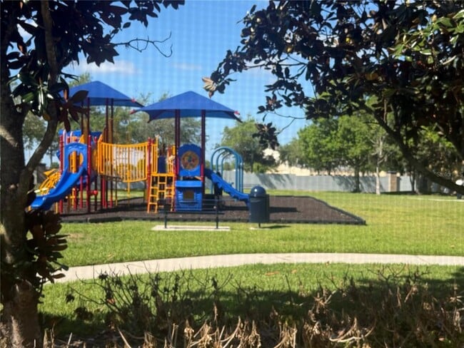 Building Photo - 2970 Ashland Ln S